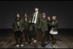 3カ月連続！UVERworld 結成25周年＆デビュー20周年スペシャル